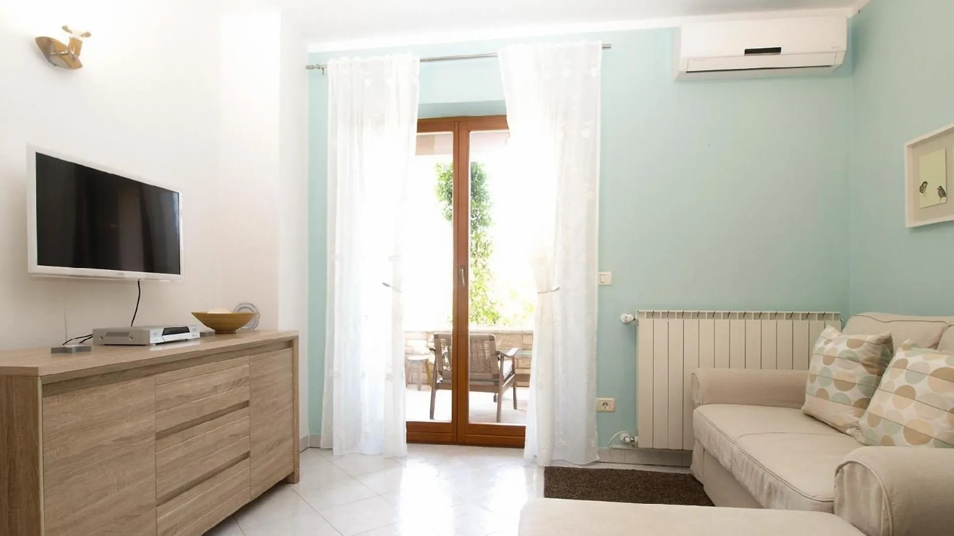 Ferienhaus Mit Privatpool Fuer 8 Personen Ca 120 Qm In Valbandon, Istrien Istrische Riviera Valbandon